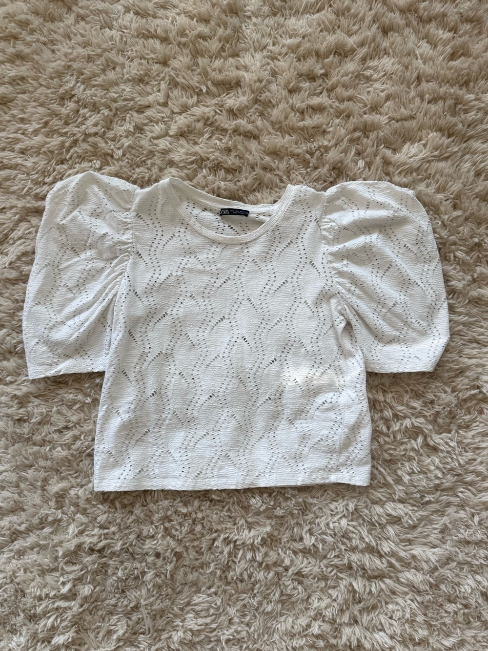 Zara brand white puff sleeve top juniors size medium